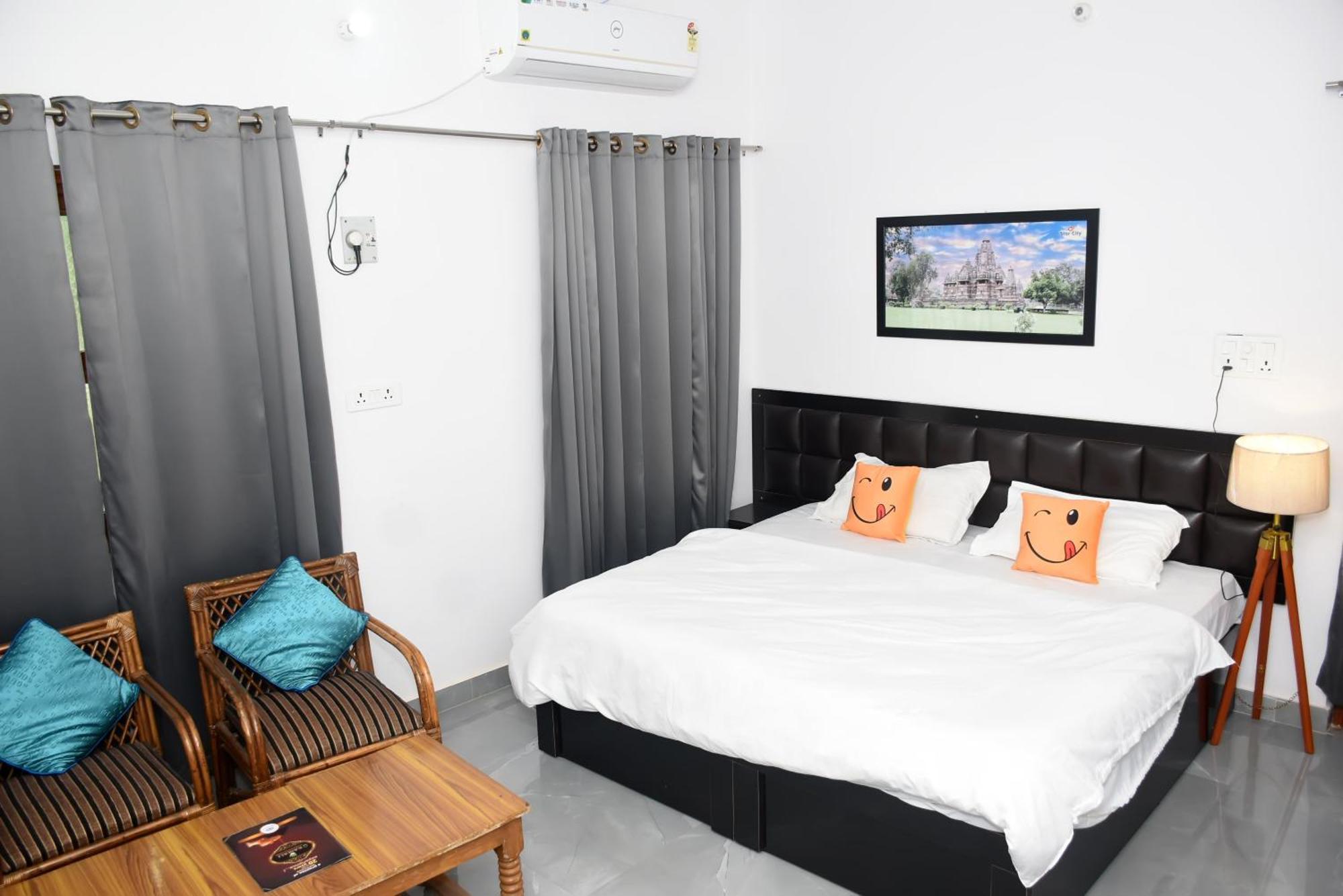 Khajuraho Glory Homestay ภายนอก รูปภาพ