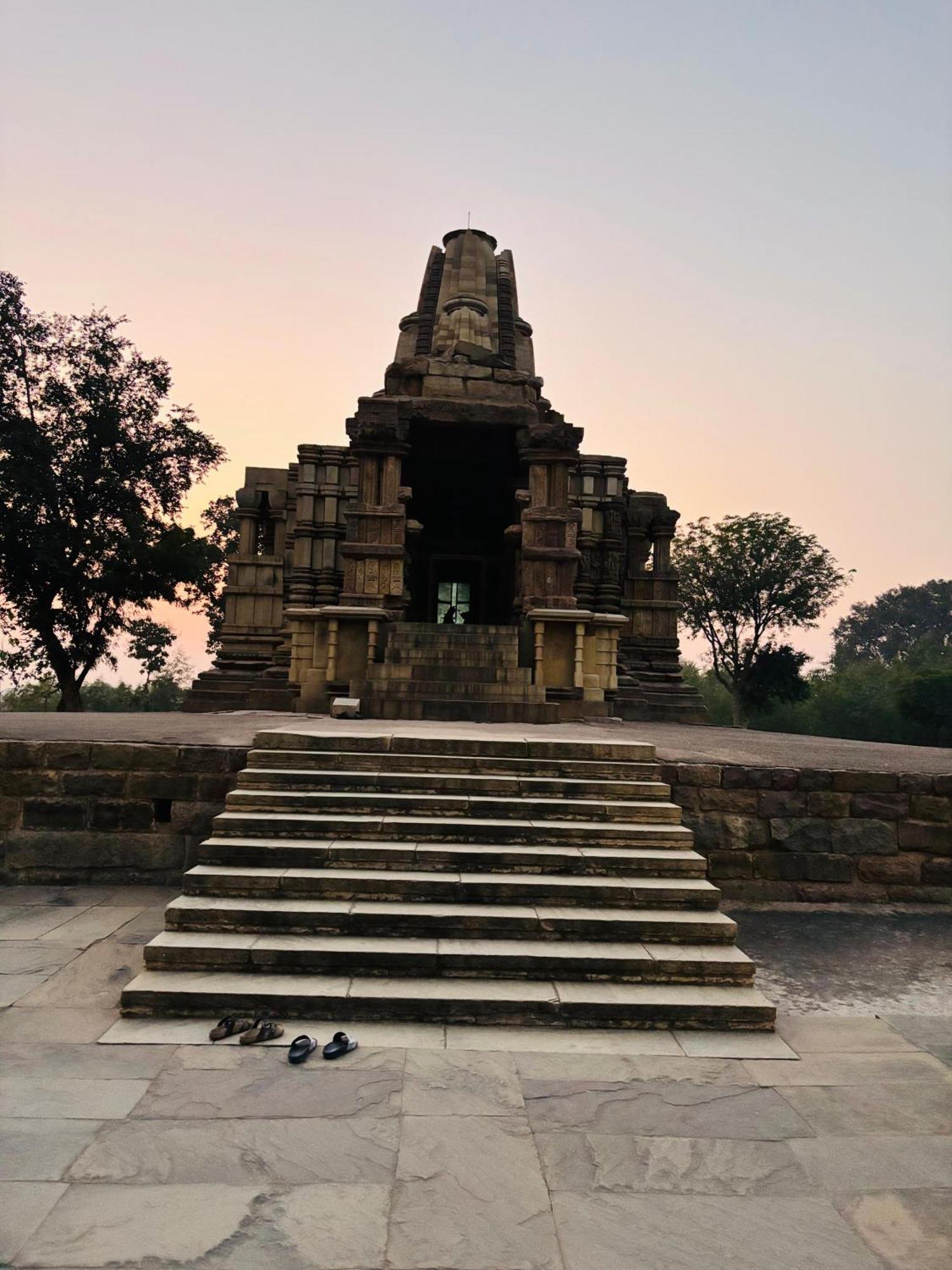 Khajuraho Glory Homestay ภายนอก รูปภาพ