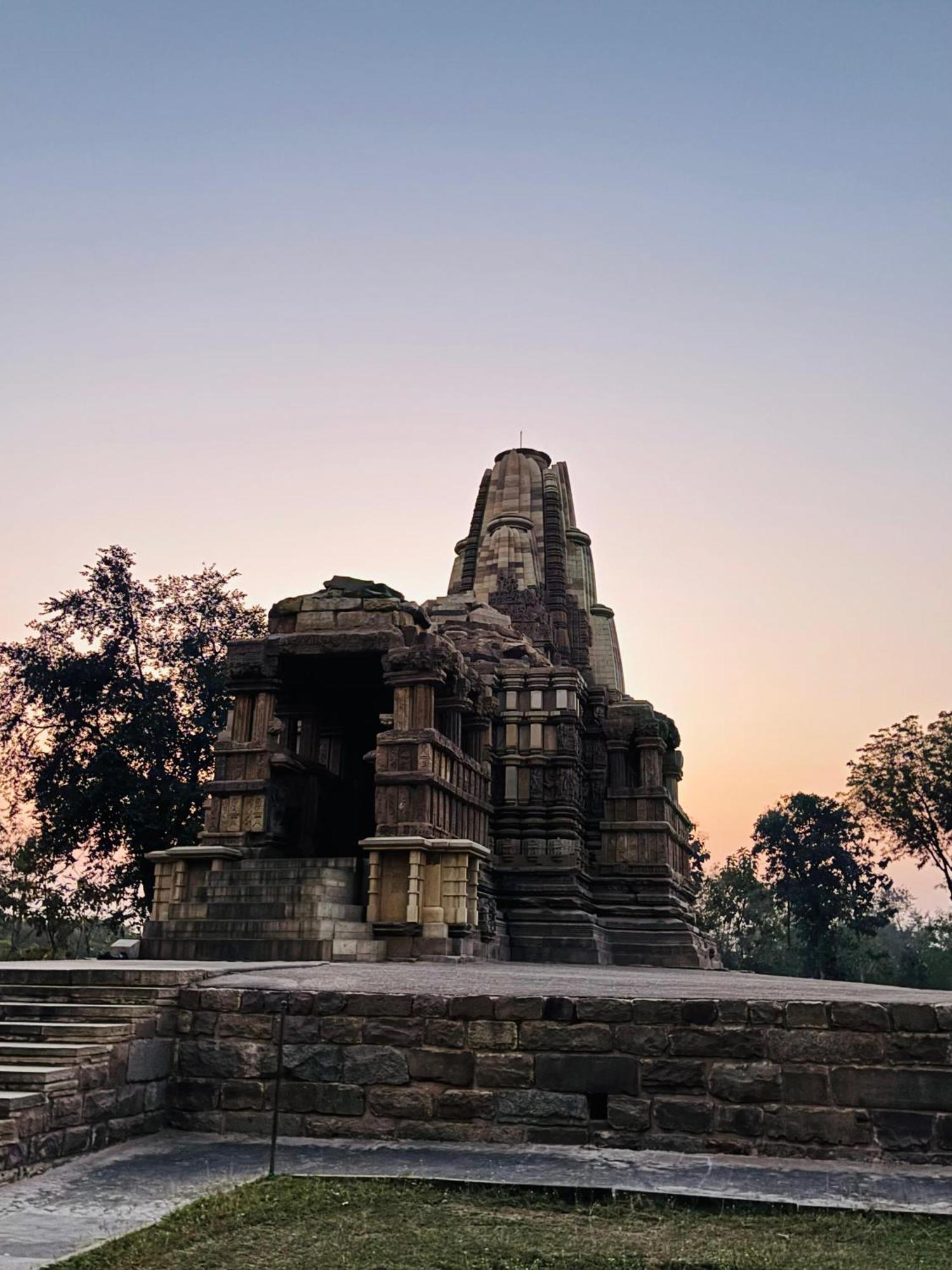 Khajuraho Glory Homestay ภายนอก รูปภาพ