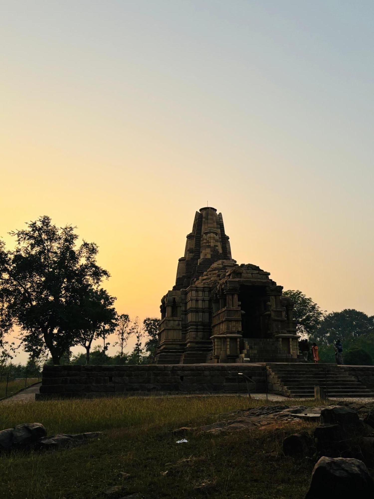 Khajuraho Glory Homestay ภายนอก รูปภาพ