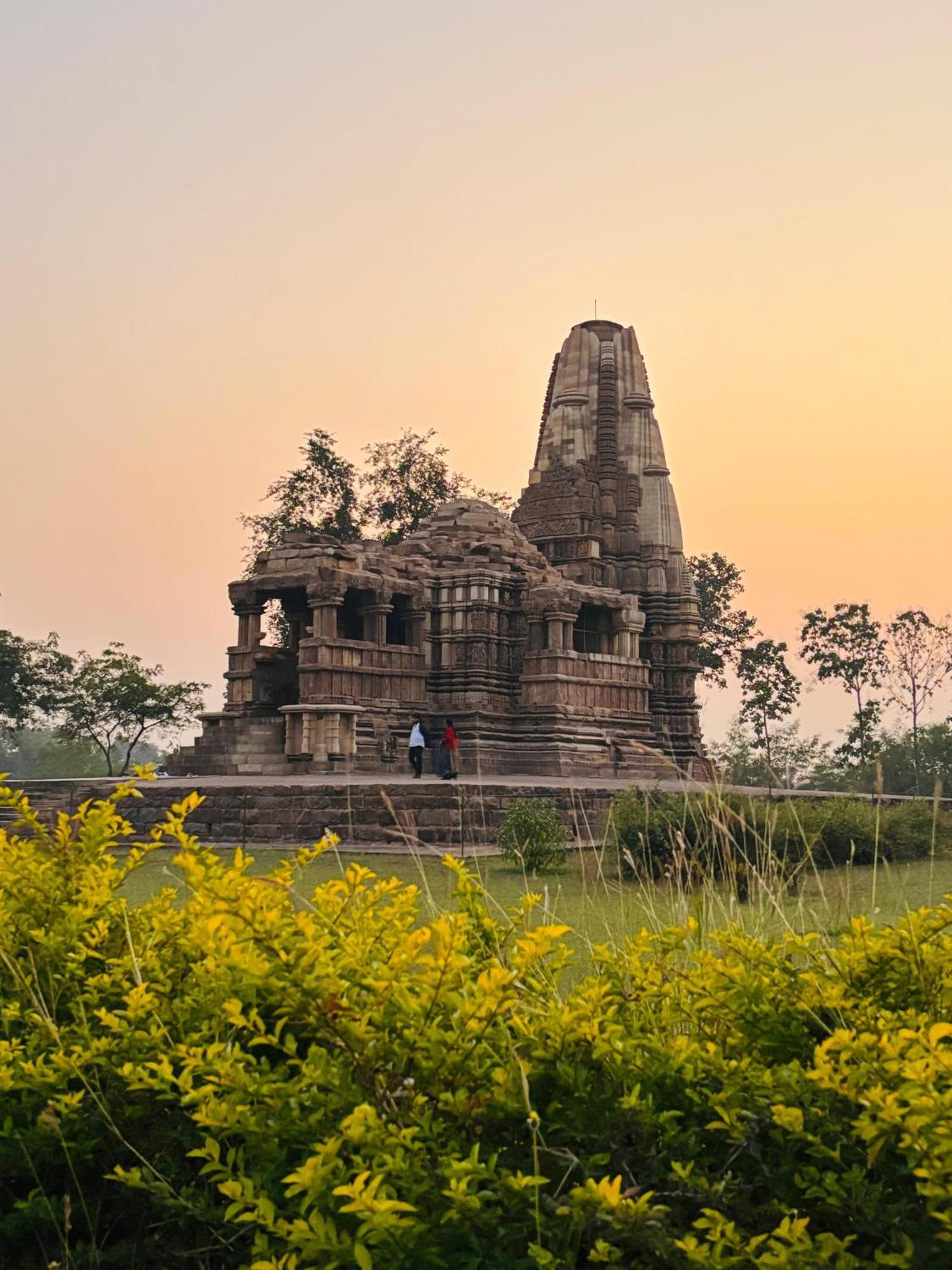 Khajuraho Glory Homestay ภายนอก รูปภาพ